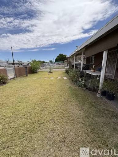 Main picture of 448 E Avenue B