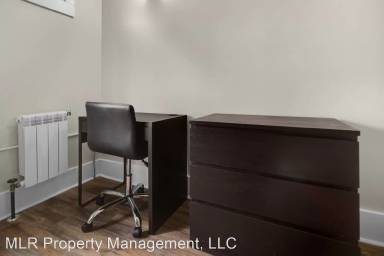 Main picture of 1005 N Aurora St
