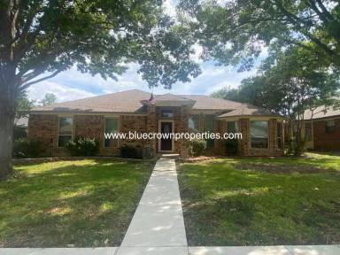 Main picture of 3508 Jonquil Ln