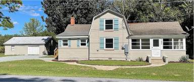 Main picture of 7604 Snow Hill Rd