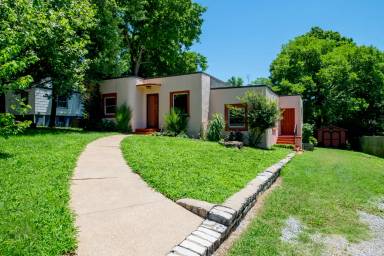 Main picture of 2714 Bobby Ave