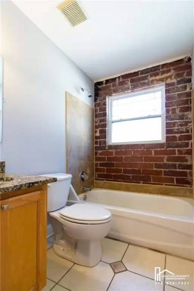 Main picture of 36 Daniel St SE