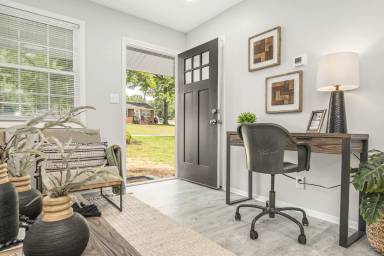 Main picture of 4209 Carlyle Dr