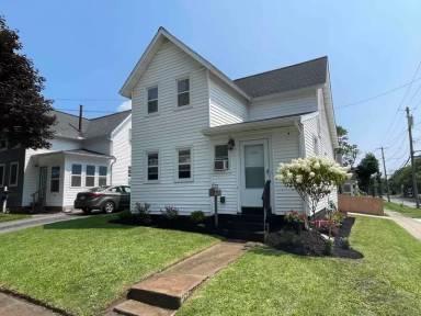 Main picture of 164 Church St