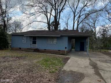 Main picture of 3145 Woodview Dr
