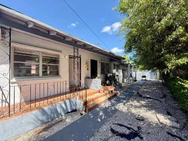 Main picture of 1467 NW 53rd St