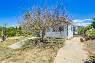 Main picture of 16642 Adrienne Way