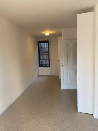 Main picture of 1427 York Ave
