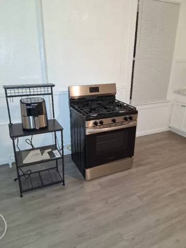 Main picture of 520 Fassen St