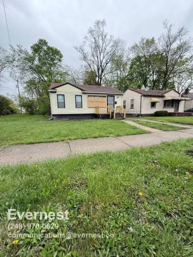 Main picture of 19341 Lindsay St