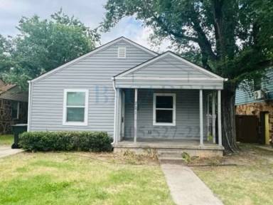 Main picture of 721 Nebraska St