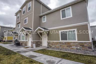 Main picture of Tucker Row at Waters Edge