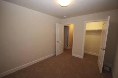 Main picture of 218 Glenn Abbey Pl