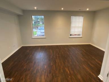 Main picture of 549 Jefferson Ave