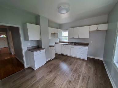 Main picture of 1215 Walnut St