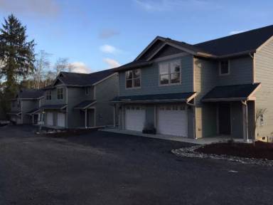 Main picture of 1070 Klaskanine Ave