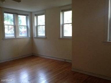 Main picture of 4901 N Seeley Ave