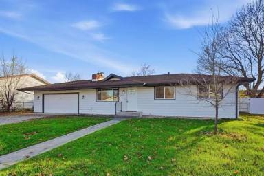Main picture of 14516 E Mallon Ave
