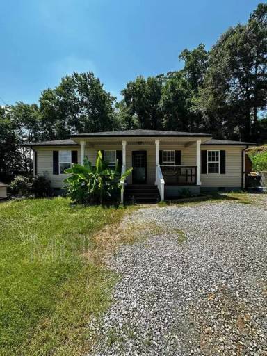 Main picture of 621 Latham Ave