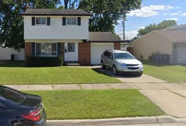 Main picture of 32747 Steinhauer St