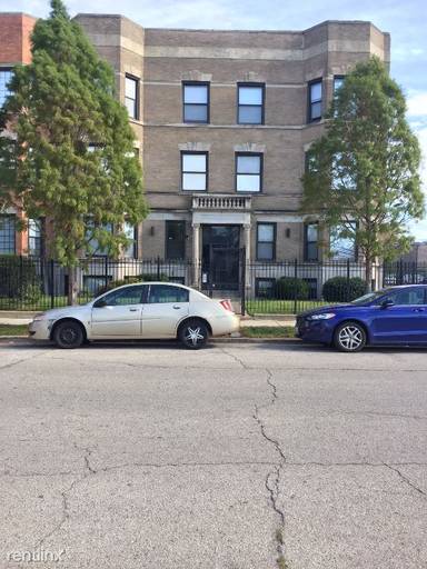 Main picture of 4635 S Calumet Ave