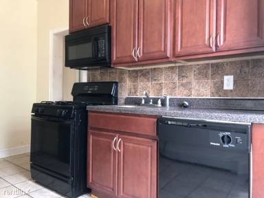 Main picture of 18 Fulton Ave