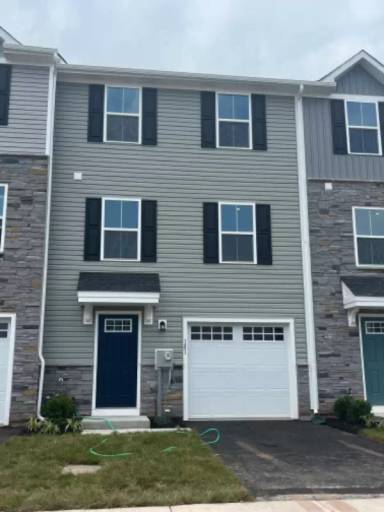 Main picture of 181 Van Fleet Cir