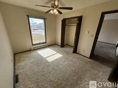 Main picture of 404 W Livingston St