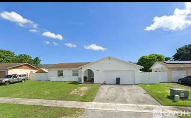 Main picture of 26161 SW 130th Ave