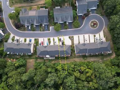 Main picture of 601 Spring Oaks Dr