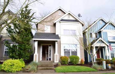 Main picture of 3533 SE Midvale Dr