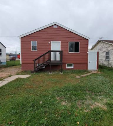 Main picture of 410 E Denver St