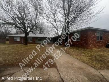Main picture of 1007 Hendrix St