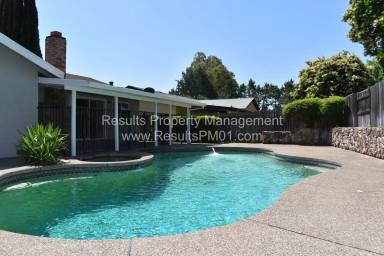 Main picture of 1222 Cresthaven Dr