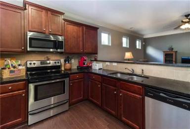 Main picture of 1840 Homeside Dr