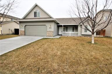 Main picture of 2452 W Bay Pointe Ave