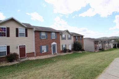 Main picture of 1328 Devon Ln