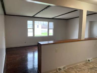 Main picture of 5058 Bear Rd