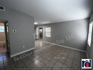 Main picture of 1931 Carrigan Ave