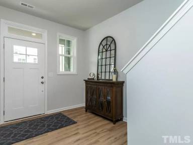 Main picture of 3340 Tracer Dr