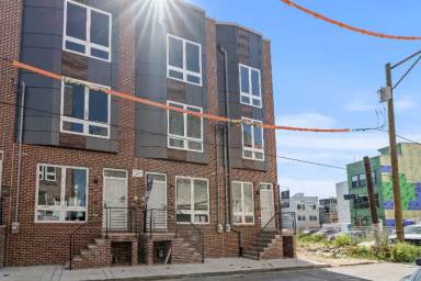 Main picture of 2127 N Fairhill St