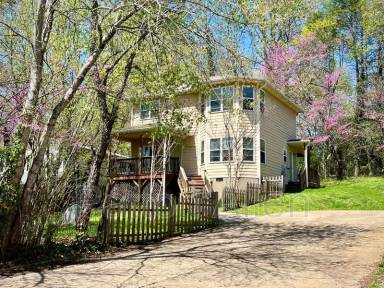 Main picture of 26 Merion Dr