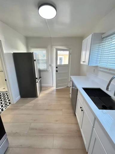 Main picture of 510 Chapala St