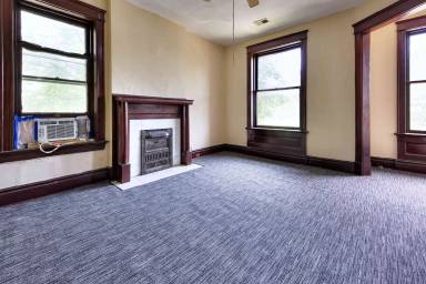 Main picture of 2003 Chippewa St