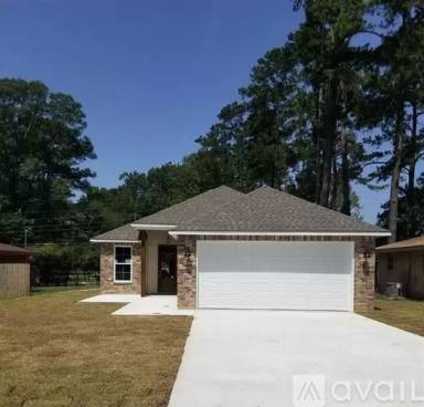 Main picture of 32639 Cynthia Dr