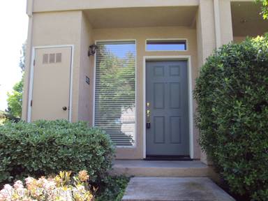Main picture of 1039 Esparanza Way