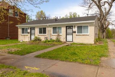 Main picture of 566 Marquette Dr