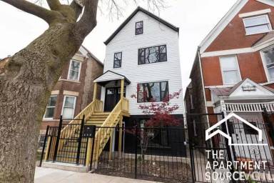 Main picture of 2943 N Gresham Ave