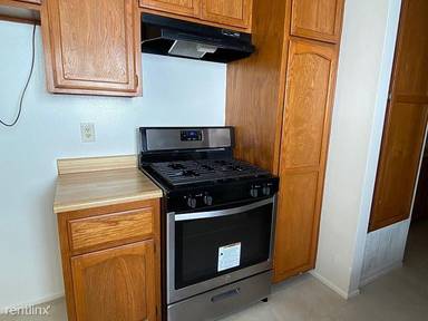 Main picture of 15211 Mariposa Ave