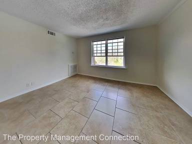 Main picture of Harding Place Condominium